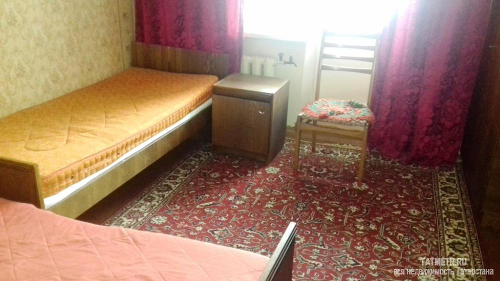 Аренда / Квартиры, Зеленодольск, Фрунзе улица, 7 500 Сдается хорошая квартира в г. Зеленодольск. Квартира в хорошем состоянии. Из мебели 2 кровати, шкаф, тумбочка, стол.... - 2
