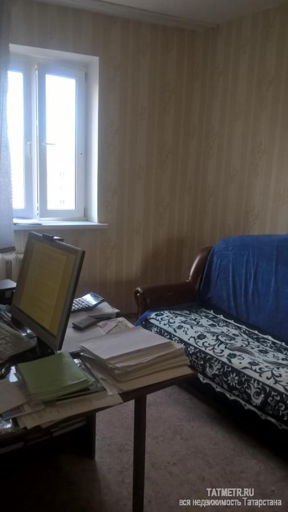 Аренда / Квартиры, Зеленодольск, Королева улица, 10 000 Сдается квартира в г. Зеленодольск. Квартира улучшенной планировки. Из мебели имеется шкаф, диван, стол, кухонный... - 2