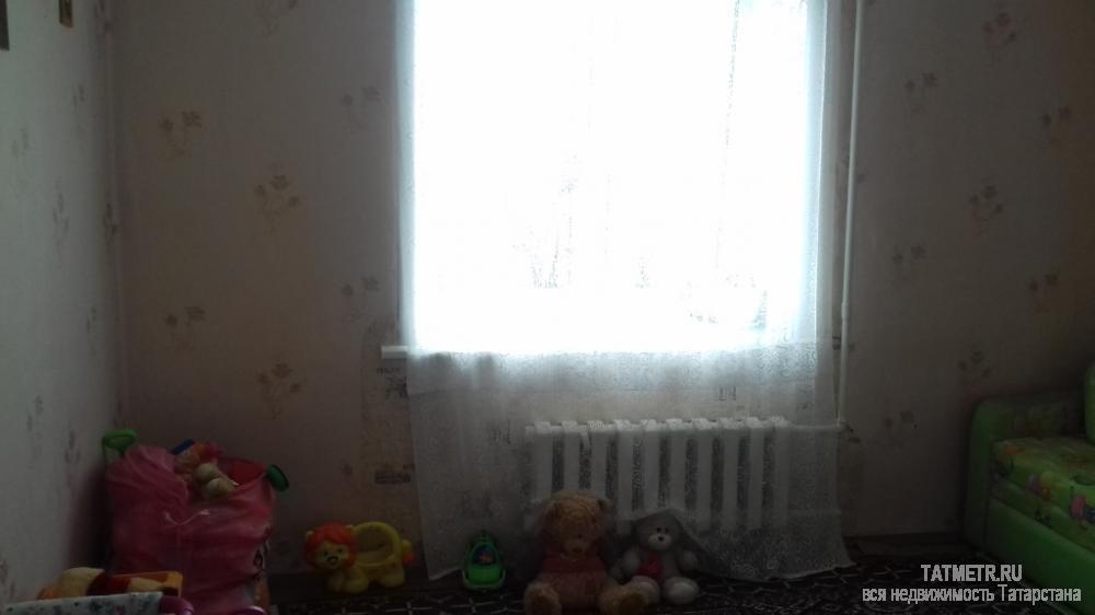 Продажа / Квартиры, Зеленодольск, Комсомольская улица, 1 150 000 Отличная квартира в самом центре г. Зеленодольск. Светлая, уютная квартира, кухня просторная, ремонт хороший, свежий.... - 2