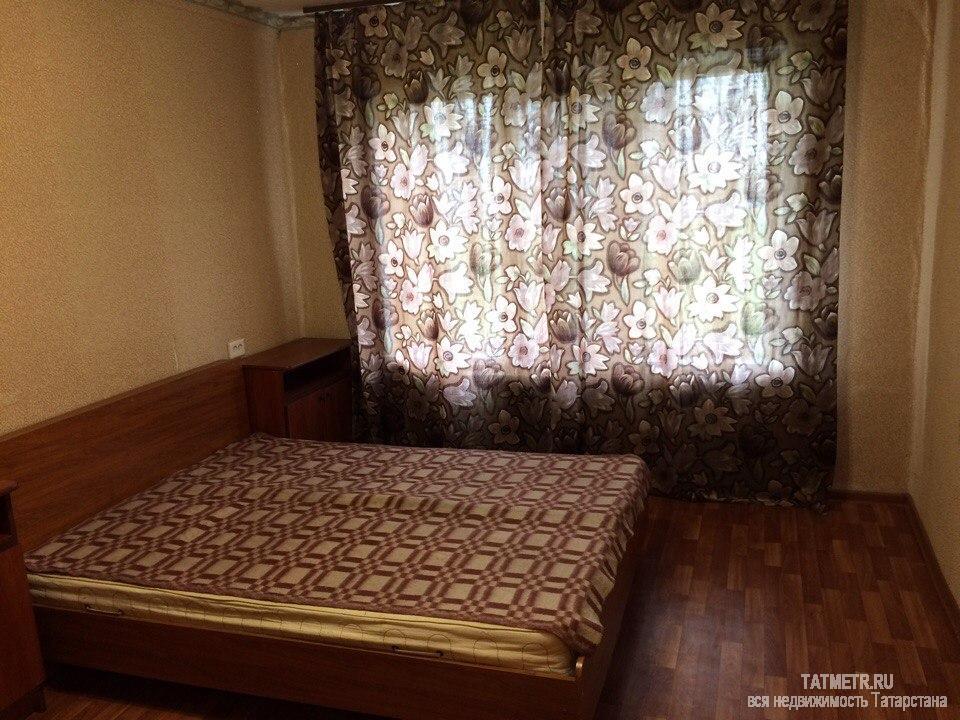 Аренда / Квартиры, Зеленодольск, Северная улица, 11 000 Сдаётся отличная квартира в г. Зеленодольск. В квартире есть: диван, два кресла, кровать двухспальная, шкаф, стол,... - 2