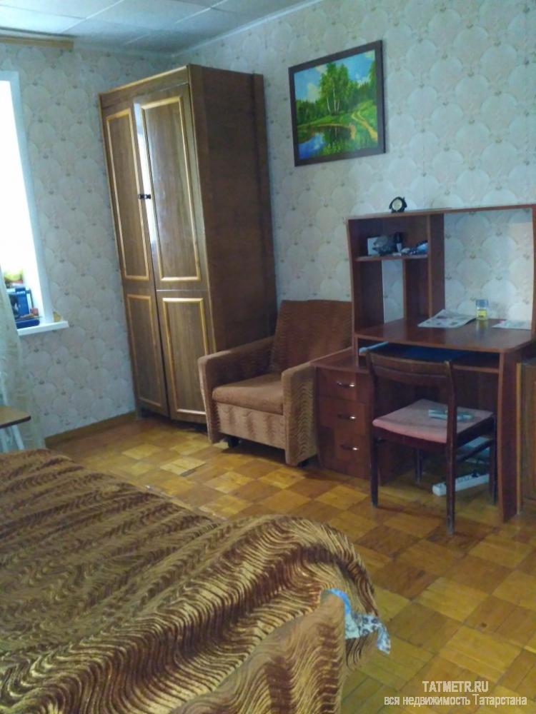 Отличная квартира в спокойном районе г. Волжск. Квартира просторная, в хорошем состоянии, с большой кухней. Магазины,...