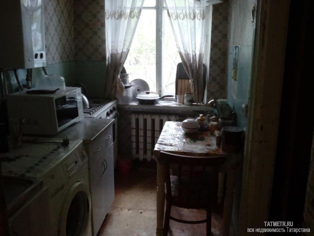 Просторная двухкомнатная квартира в спокойном районе г. Зеленодольск. Квартира в хорошем состоянии. В доме был... - 3