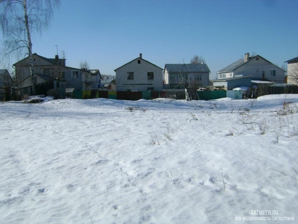 Продажа / Земельные участки, Зеленодольск, Семейная улица, 850 000 Участок в г. Зеленодольск, на Поле Чудес . Участок прямоугольный, подъездные пути - хорошие, свет проведен. Имеется...