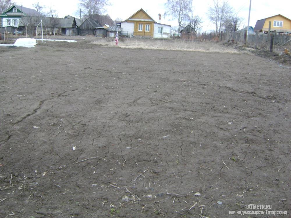 Продажа / Земельные участки, Новая Тура, Слободская улица, 1 350 000 Хороший участок квадратной, правильной формы, находится в с. Новая Тура, перед участком озеро. Все коммуникации на...