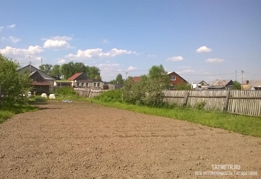 Отличный участок в г. Зеленодольск. Участок ровный, ухоженный, прямоугольной формы. Все коммуникации на участке....