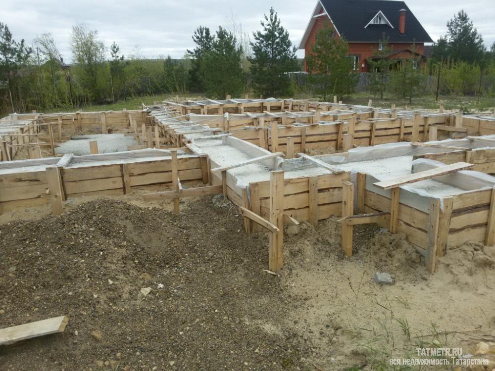 Продажа / Земельные участки, Волжск, Заречная улица, 1 050 000 Отличный участок под строительство жилого дома в живописном месте г. Волжск. На участке имеется фундамент 9*10.... - 1
