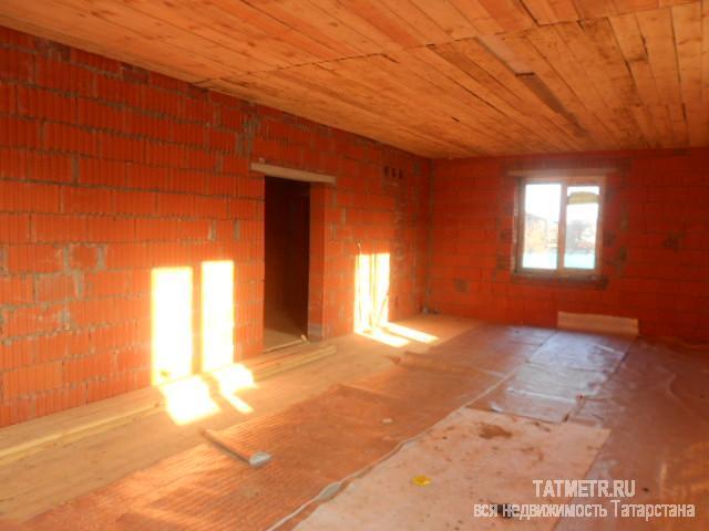 Продажа / Дома и коттеджи, Зеленодольск, Безымянная улица, 4 340 000 Хороший, добротный дом в черновой отделки в городе Зеленодольск. Изготовлен из качественного, дорогого, керамического... - 1