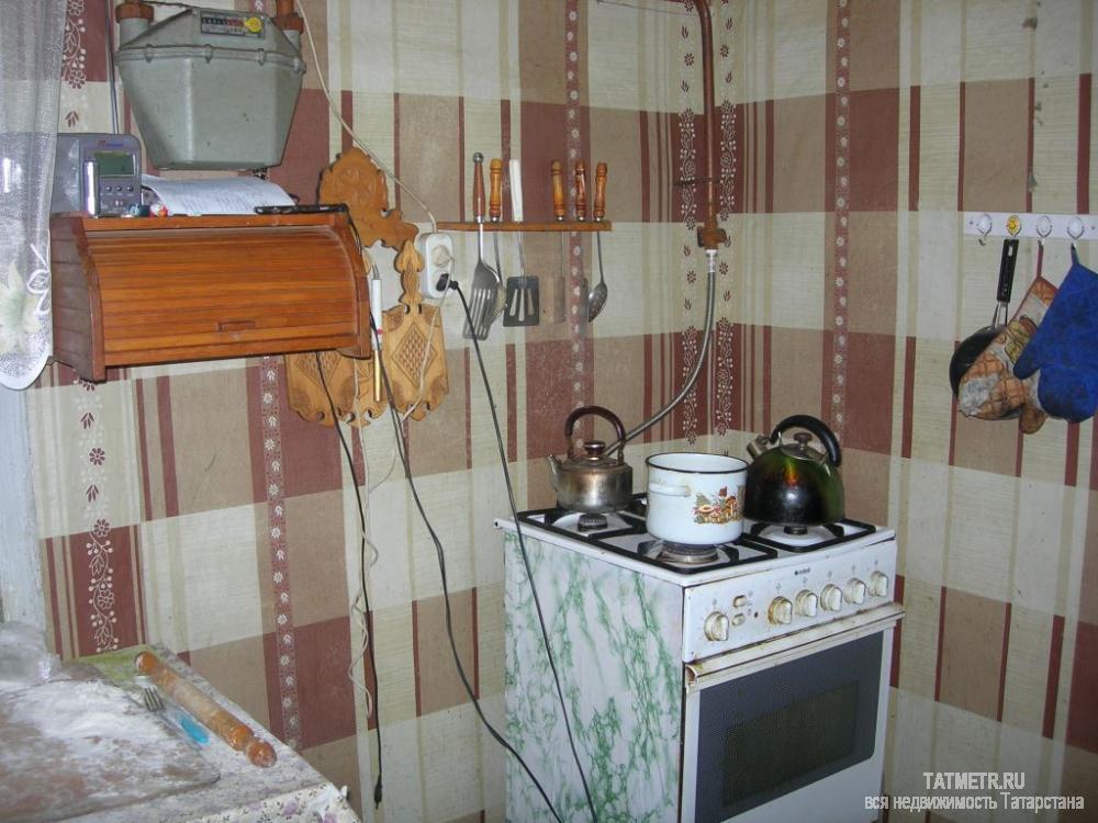 Продажа / Дома и коттеджи, Нижние Вязовые, Панфилова улица, 590 000 Продается жилой дом в пгт. Нижние Вязовые. В доме две комнаты, кухня. Имеется сруб с крышей старого дома. В доме... - 3