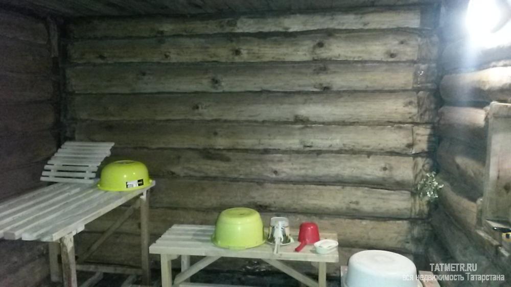Продажа / Дома и коттеджи, Зеленодольск, Большая Заводская улица, 2 150 000 Крепкий бревенчатый дом в г. Зеленодольске, на новом фундаменте 2012 года. Дом большой, два входа, комнаты 15 и 18... - 4