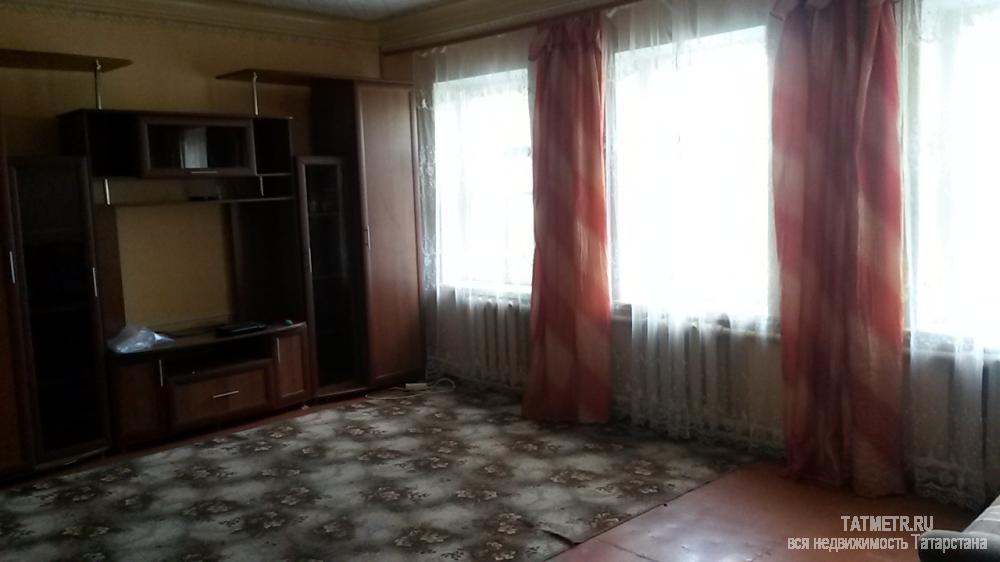 Продажа / Дома и коттеджи, Зеленодольск, Жуковского улица, 2 200 000 Хороший, крепкий дом в г. Зеленодольск. В доме одна большая комната и маленкая, новая кухня - пристрой, в кухне... - 1