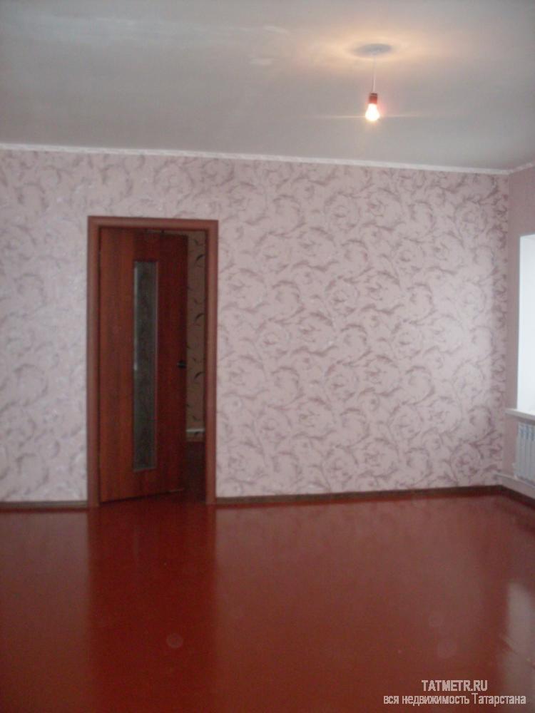 Продажа / Дома и коттеджи, Красный Яр, Новая улица, 3 100 000 Добротный дом в д. Красный Яр, в 4 км. от г. Зеленодольск. На участке 10 соток имеется новый, отличный дом:... - 2