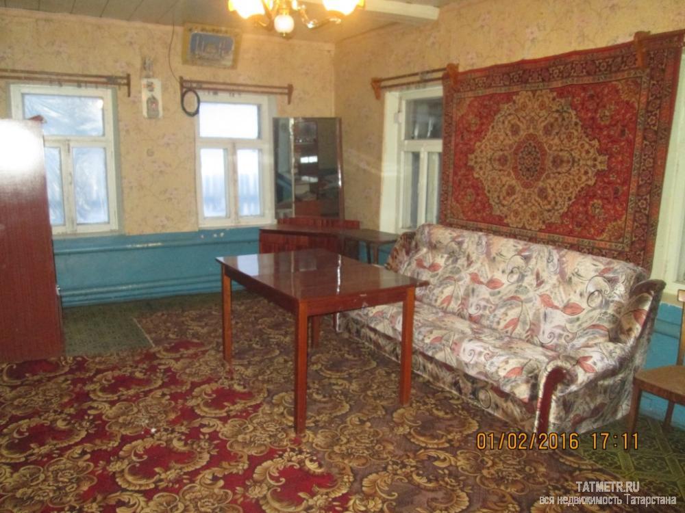 Продажа / Дома и коттеджи, Сафоново, Песчаная улица, 2 000 000 Дом в деревне Сафоново (Зеленодольский район). В доме имеется кухня, большой зал, две спальни. Коммуникации: свет,...