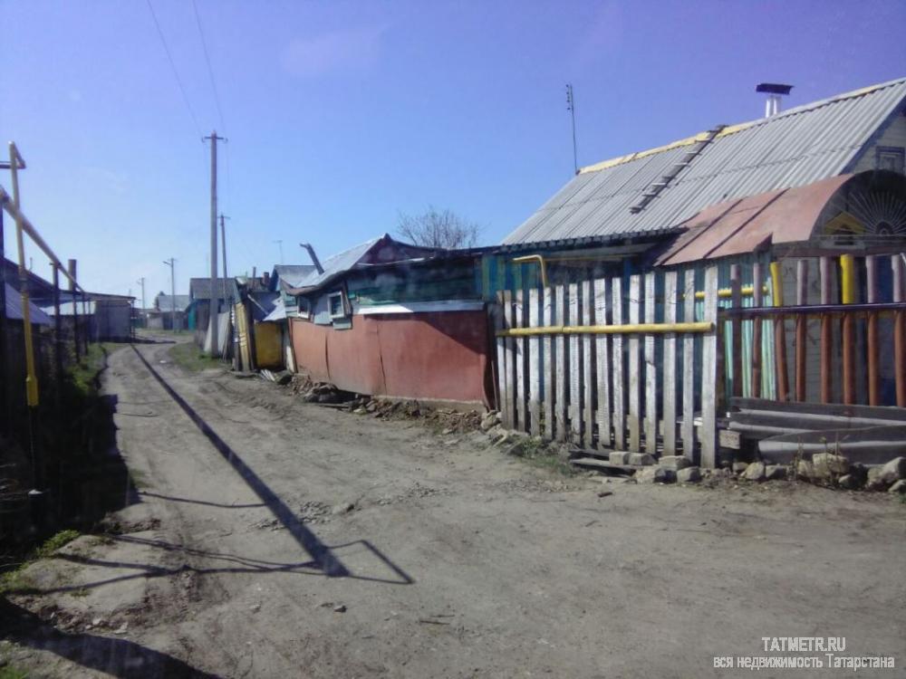 Продажа / Дома и коттеджи, Нижние Вязовые, Юдина улица, 600 000 Аккуратный, бревенчатый дом в пгт. Нижние Вязовые. В доме просторная комната, кухня, установлены пластиковые окна,... - 1