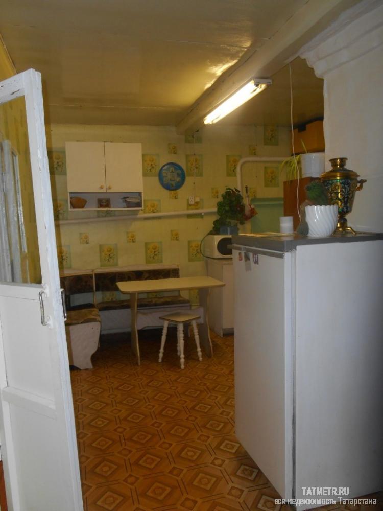 Продажа / Дома и коттеджи, Васильево, Железнодорожная улица, 1 900 000 Замечательный дом в спокойном районе пгт. Васильево. Дом просторный, уютный, ухоженный, в отличном состоянии. В доме... - 4