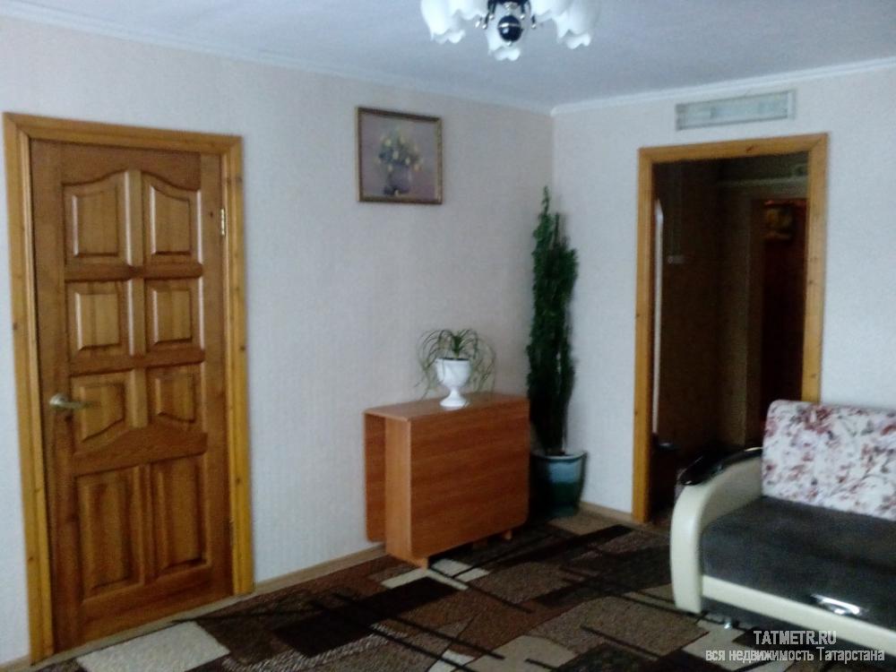 Продажа / Дома и коттеджи, Васильево, Лесная улица, 2 450 000 Хороший, добротный дом в экологически благоприятном районе пгт. Васильево. В доме три просторные комнаты, прихожая и... - 2