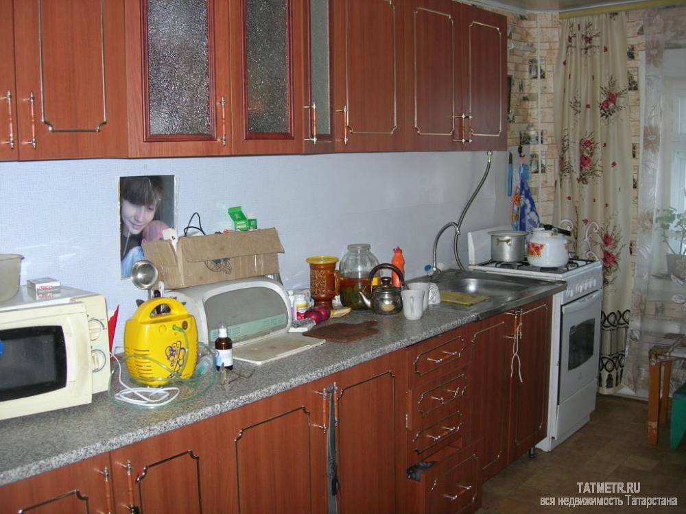 Продажа / Дома и коттеджи, Нижние Вязовые, Большая Кочемировская улица, 1 650 000 Отличный дом в пгт. Нижние Вязовые. Хороший, теплый, сухой дом с ремонтом. В доме две комнаты, кухня 30 кв.м.,... - 4