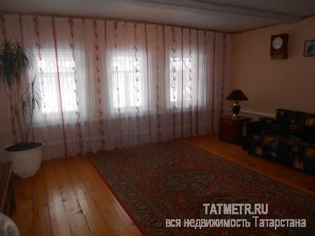 Продажа / Дома и коттеджи, Зеленодольск, Юннатская улица, 2 940 000 Отличный дом в замечательном районе г. Зеленодольск. В доме имеется 5 комнат, столовая, кухня. Отопление газовое,... - 1