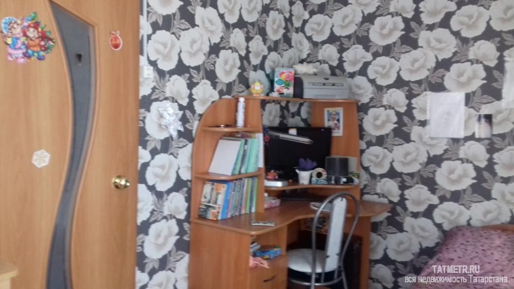 Отличный дом в пгт. Васильево. В доме 3 комнаты и кухня. Отопление газовое, есть свет, горячая и холодная вода. К... - 3