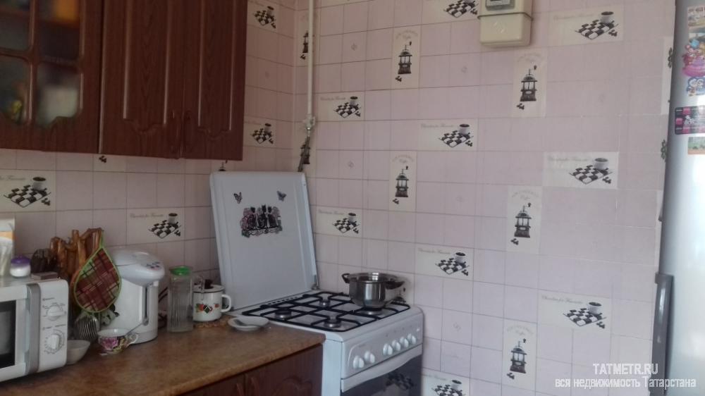 Отличный дом в пгт. Васильево. В доме 3 комнаты и кухня. Отопление газовое, есть свет, горячая и холодная вода. К... - 5