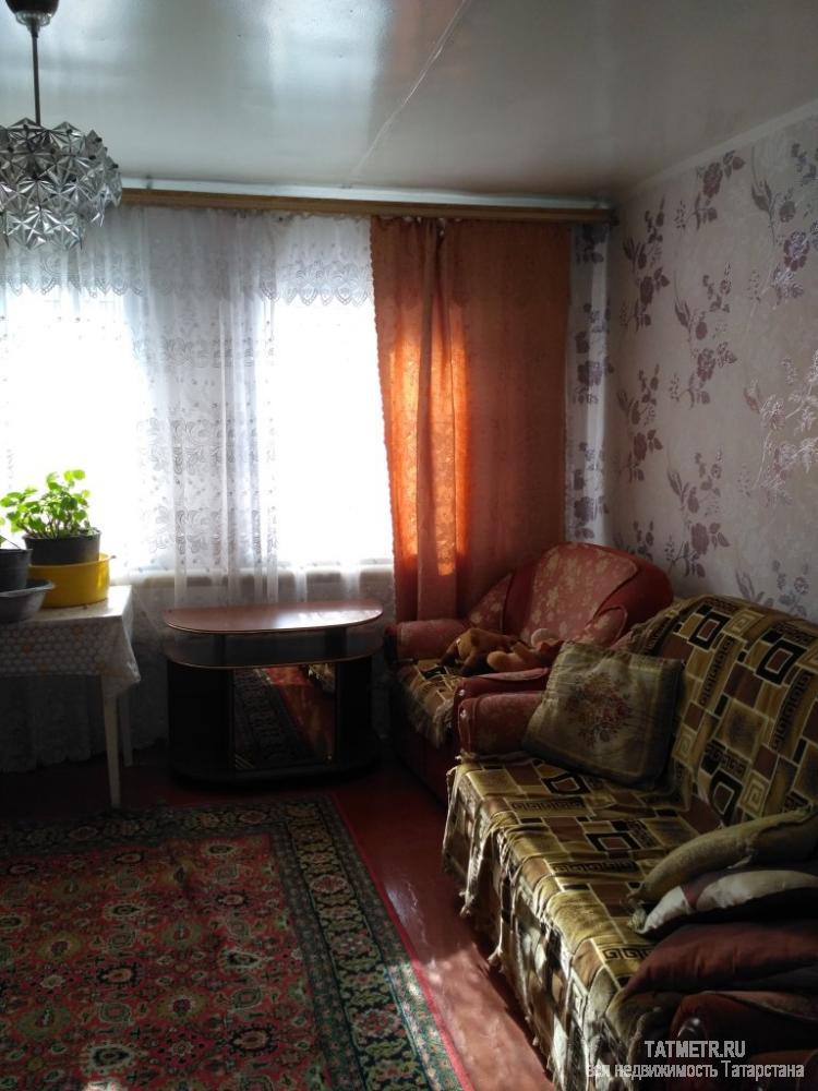 Продажа / Дома и коттеджи, Волжск, Люксембург 1-я улица, 2 300 000 Хороший бревенчатый дом с большим кирпичным пристроем в городе Волжске. Дом благоустроенный, участок ровный,... - 2