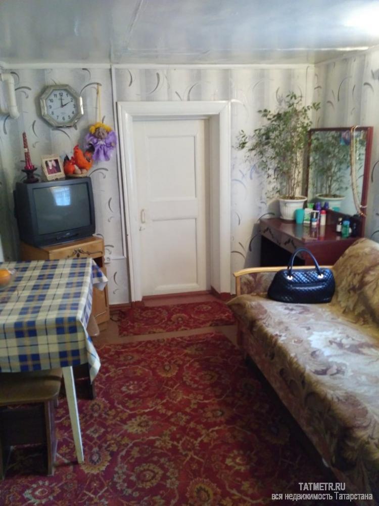Продажа / Дома и коттеджи, Волжск, Люксембург 1-я улица, 2 300 000 Хороший бревенчатый дом с большим кирпичным пристроем в городе Волжске. Дом благоустроенный, участок ровный,... - 5