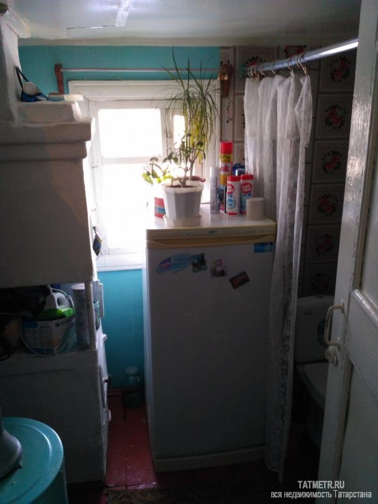 Продажа / Дома и коттеджи, Волжск, Люксембург 1-я улица, 2 300 000 Хороший бревенчатый дом с большим кирпичным пристроем в городе Волжске. Дом благоустроенный, участок ровный,... - 8