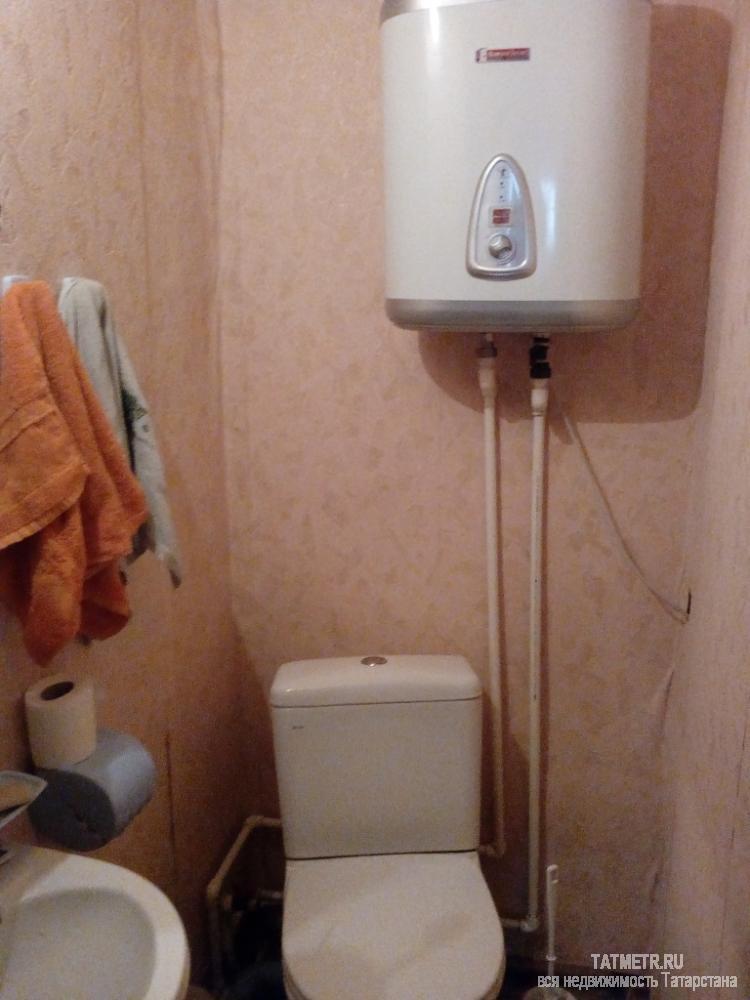 Продажа / Дома и коттеджи, Васильево, Юбилейная улица, 1 900 000 Продается хороший кирпичный дом в пгт. Васильево. В доме три комнаты: большой, светлый зал, две спальни, кухня. Окна... - 6