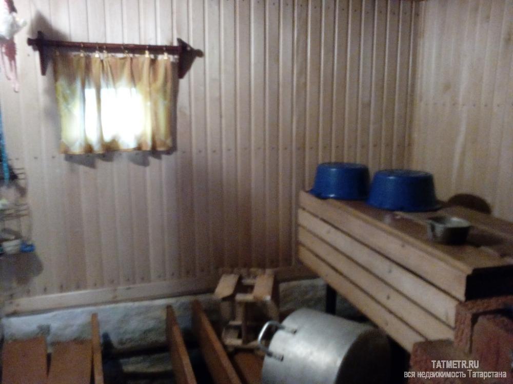Продажа / Дома и коттеджи, Васильево, Юбилейная улица, 1 900 000 Продается хороший кирпичный дом в пгт. Васильево. В доме три комнаты: большой, светлый зал, две спальни, кухня. Окна... - 7