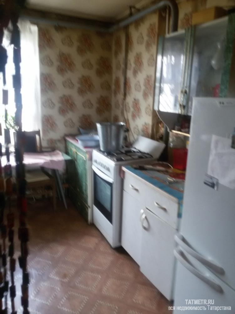 Продажа / Дома и коттеджи, Зеленодольск, Осипенко улица, 2 870 000 Отличный дом в самом центре города, с хорошими подъездными путями. В доме имеется три комнаты, большая прихожая,... - 2