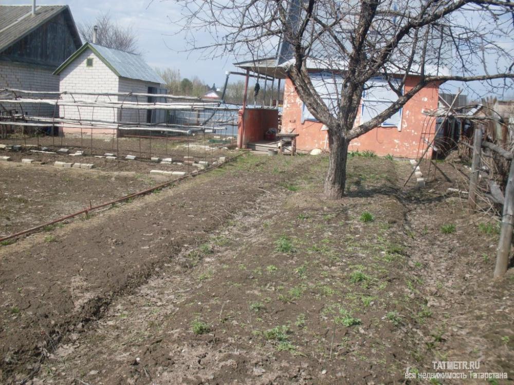 Продается отличная дача на ровном прямоугольном участке в г. Зеленодольске. Двухэтажный крепкий дом, первый этаж из...