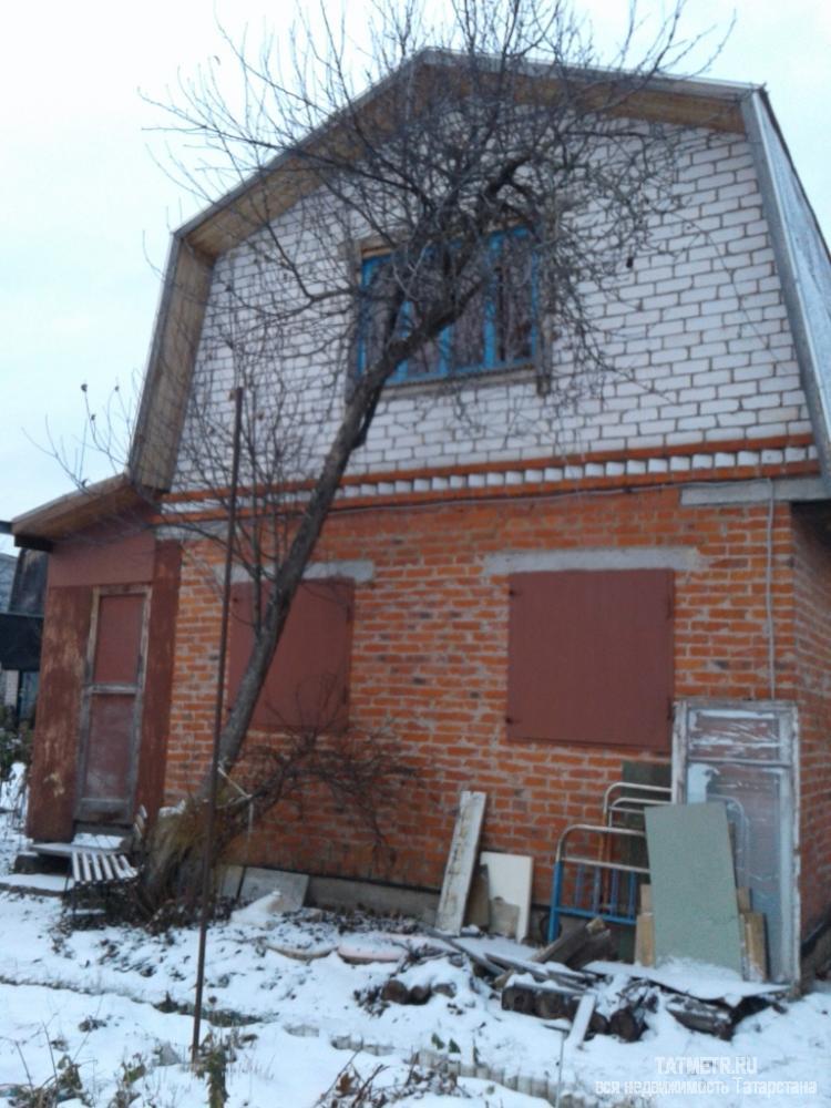 Продажа / Дачи, Волжск, 550 000 Отличная дача в с/о Заря, в г. Волжск (напротив ГИБДД). На участке 6 сот. имеется большой кирпичный, утепленный...