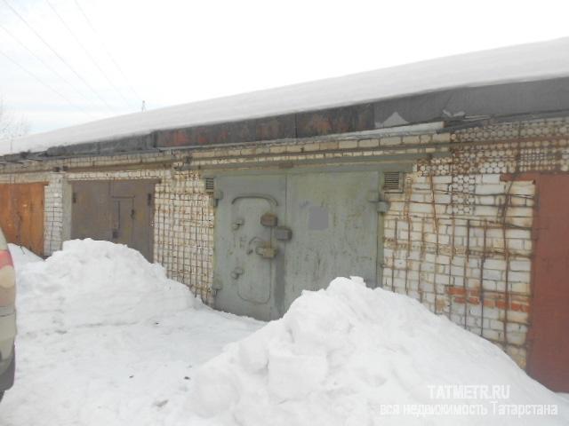 Продажа / Гаражи, Зеленодольск, ГСК Северный, 260 000 Продается хороший гараж в г. Зеленодольск. Железобетонное перекрытие, смотровая яма. Хорошие подъездные пути.