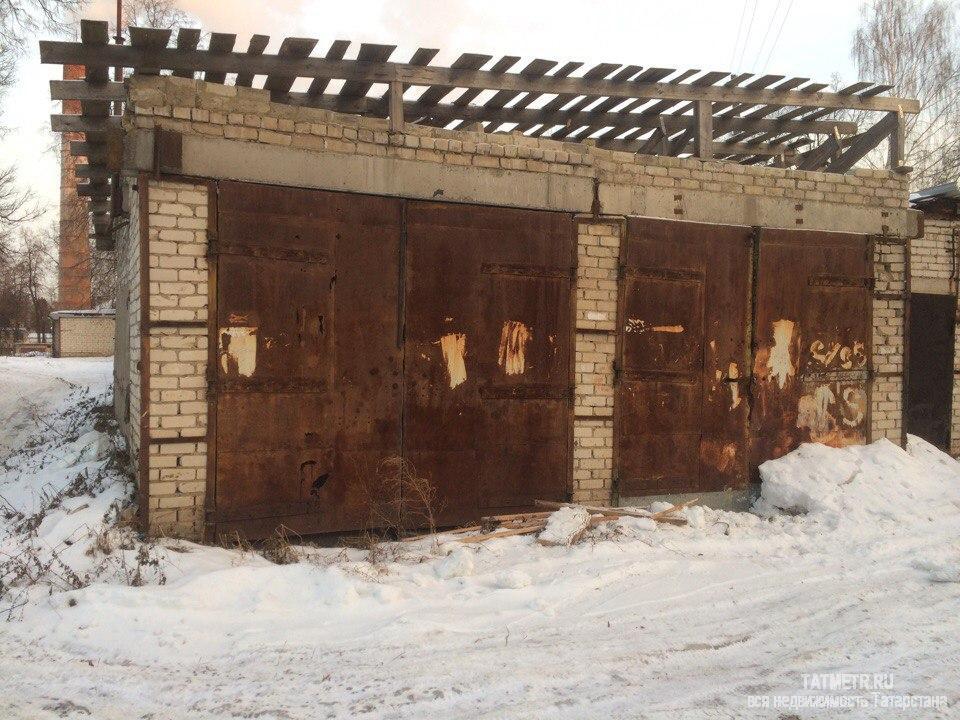 Продажа / Гаражи, Зеленодольск, Засорина улица, 380 000 Хороший гараж в г. Зеленодольск. Бетонные перекрытия. Есть смотровая яма. Гараж отлично подходит под автосервис. Свет...