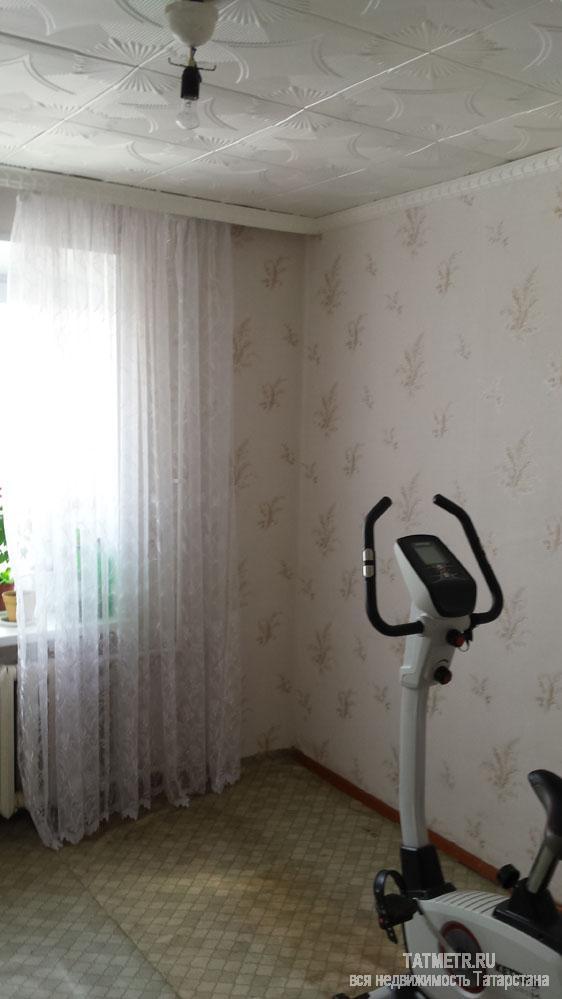 Продажа / Квартиры, Альметьевск, 8 Марта улица, 2 600 000 Квартира в первом поселке, с частичным ремонтом, поменяны межкомнатные двери, все трубы, стояки отопления, батареи, в... - 2