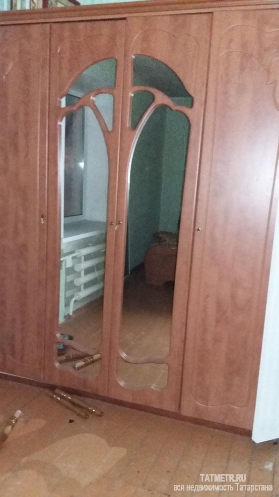 Продажа / Квартиры, Альметьевск, Дружбы улица, 1 200 000 2-х Квартира продается по цене 1 ком квартиры. Окна пластиковые, дверь гардиан, натяжные потолки, спальний гарнитур в... - 3