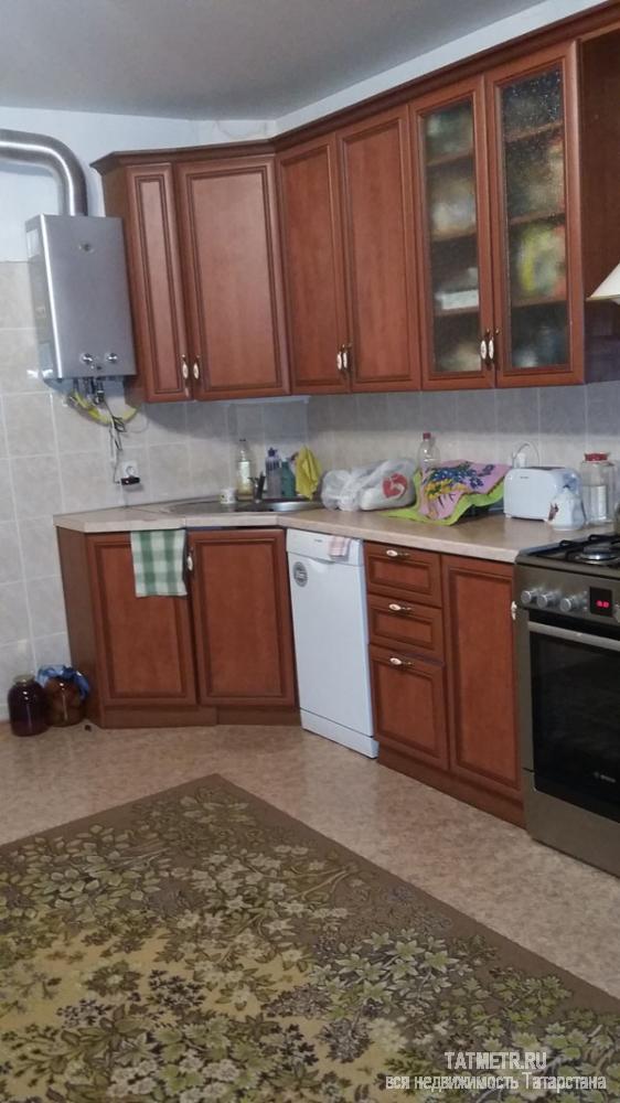 Продажа / Квартиры, Альметьевск, Тимирязева улица, 4 200 000 Квартира находится в спокойном районе в элитном доме в центре города. Высокий цоколь. Просторная квартира с хорошим... - 6