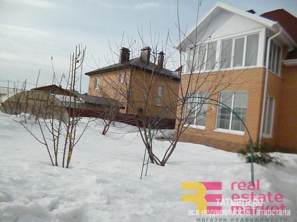 В связи с переездом в Казань, продается в отличном месте 71 микрорайона шикарный дом из кирпича, стены утеплены... - 39
