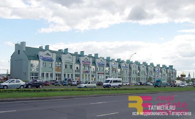 Коммерческая / Продажа / Офисы, Набережные Челны, Набережночелнинский проспект, 25 000 000 Продается офисное помещение свободного назначения в центре города. Это отдельный блок (подъезд) в блокированном...