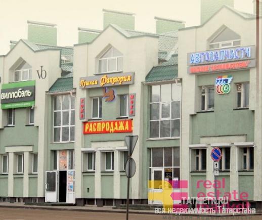 Коммерческая / Продажа / Офисы, Набережные Челны, Набережночелнинский проспект, 25 000 000 Продается офисное помещение свободного назначения в центре города. Это отдельный блок (подъезд) в блокированном... - 1