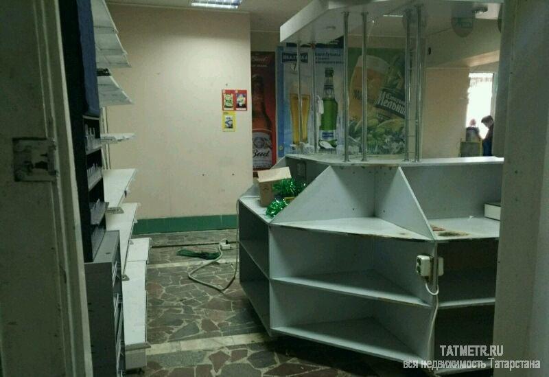 Коммерческая / Аренда / Торговые помещения, Казань, Павлика Морозова улица, 20 000 Сдам торговое помещение в Универсаме Азино 2. Первая линия,парковка. Большая проходимость. Напротив ТЦ Южный. Рядом... - 2