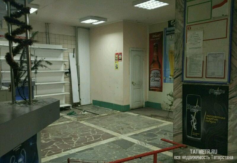 Коммерческая / Аренда / Торговые помещения, Казань, Павлика Морозова улица, 20 000 Сдам торговое помещение в Универсаме Азино 2. Первая линия,парковка. Большая проходимость. Напротив ТЦ Южный. Рядом... - 4