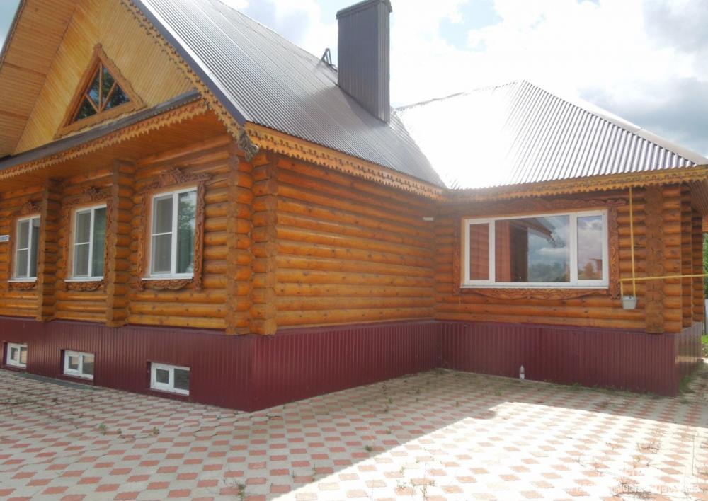 Продажа / Дома и коттеджи, Лениногорск, Вишневая улица, 6 200 000 Продается дом в г. Лениногорске, р-н Лесхоза (Письмянка), ул. Вишневая, д.5. Участок 10068 кв.м. Дом из цельного...