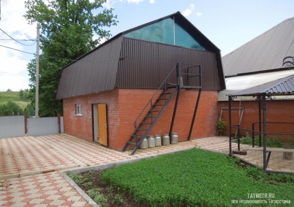 Продажа / Дома и коттеджи, Лениногорск, Вишневая улица, 6 200 000 Продается дом в г. Лениногорске, р-н Лесхоза (Письмянка), ул. Вишневая, д.5. Участок 10068 кв.м. Дом из цельного... - 2