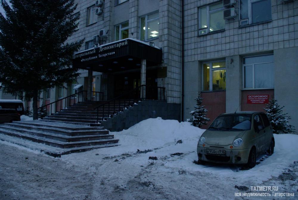 Коммерческая / Аренда / Офисы, Казань, Вишневского улица, 67 500 'Сдается в аренду офисное помещение площадью 150 кв.м по 450 руб./м.кв, в здании, расположенном на одной из... - 1