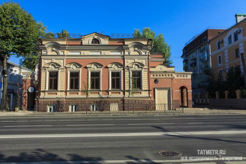 Сдается 2-ой  этаж в отдельно стоящем здании в исторической части города, первая линия улицы К.Маркса.    В здании 2... - 4