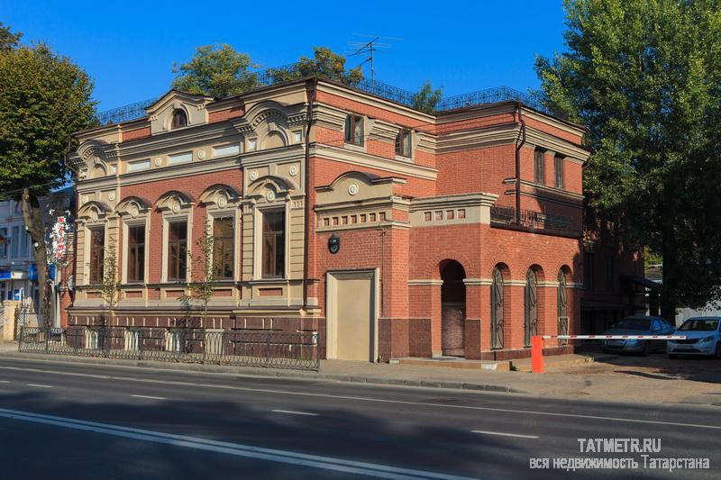 Сдается 2-ой  этаж в отдельно стоящем здании в исторической части города, первая линия улицы К.Маркса.    В здании 2... - 5