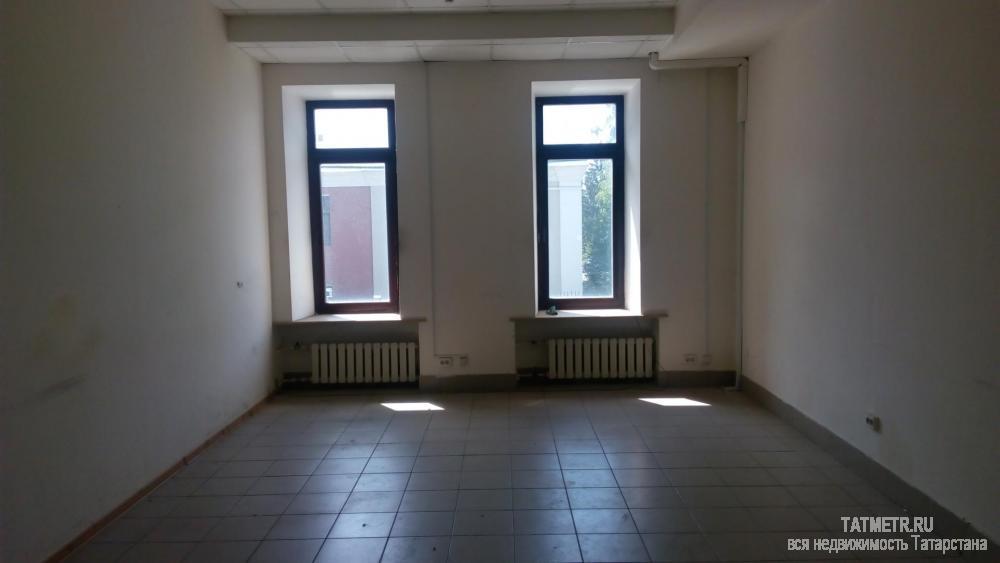 Коммерческая / Аренда / Офисы, Казань, Адмиралтейская улица, 20 790 Сдаются помещения в БЦ Адмиралтейский. Общей площадью 46,2 кв.м. Большая парковка Тихий район Возможность ремонта... - 5