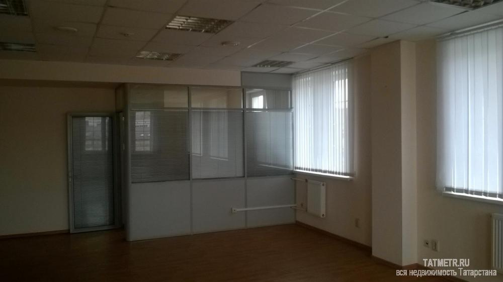 Коммерческая / Продажа / Офисы, Казань, Волкова улица, 30 889 000 Продется блок-офис из 5 отдельных помещений, кухни и двух санузлов. Блок-офис находится в престижном БЦ, в центре... - 5