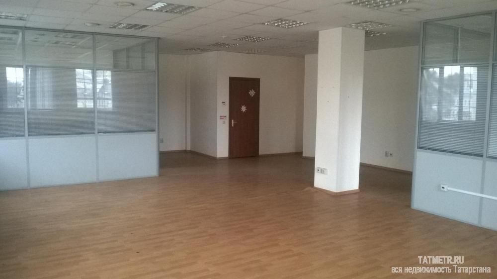 Коммерческая / Продажа / Офисы, Казань, Волкова улица, 30 889 000 Продется блок-офис из 5 отдельных помещений, кухни и двух санузлов. Блок-офис находится в престижном БЦ, в центре... - 6