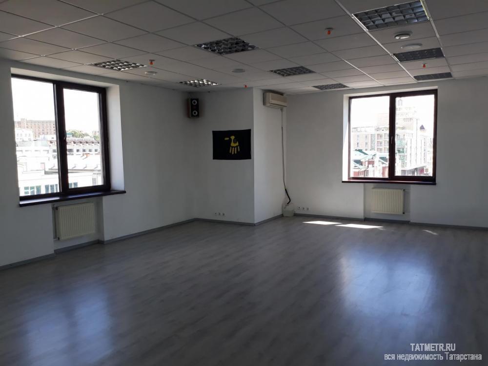 Коммерческая / Аренда / Офисы, Казань, Островского улица, 35 850 Сдается помещение в офисно-административном здании в центре города. Оптимально удобное расположение, крупная... - 4